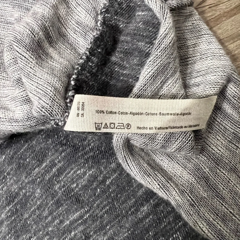 Like New Free People Beach Oversized Cowl Neck Top Size M/L - Picture 5 of 5